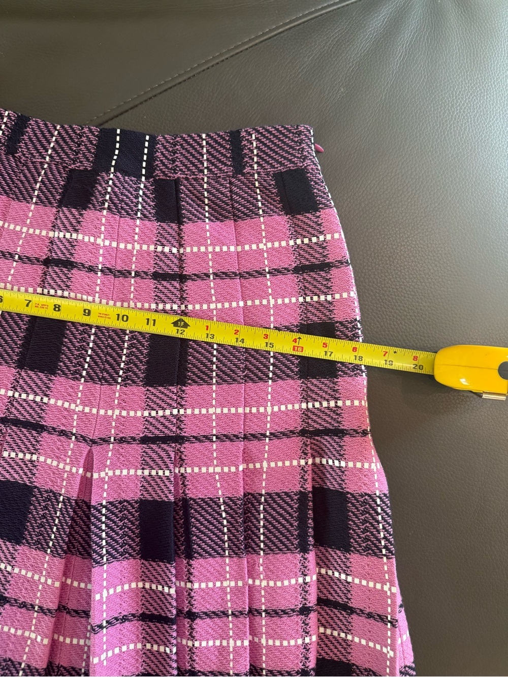 St. John Knit Collection Marie Gray Pink Pleated Skirt 4 Small skater - Picture 5 of 7